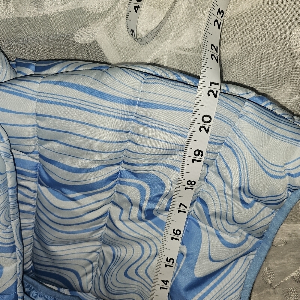 Puffer jacket blue & white marbled swirl size Small fashion-forward winter coat - Picture 3 of 8